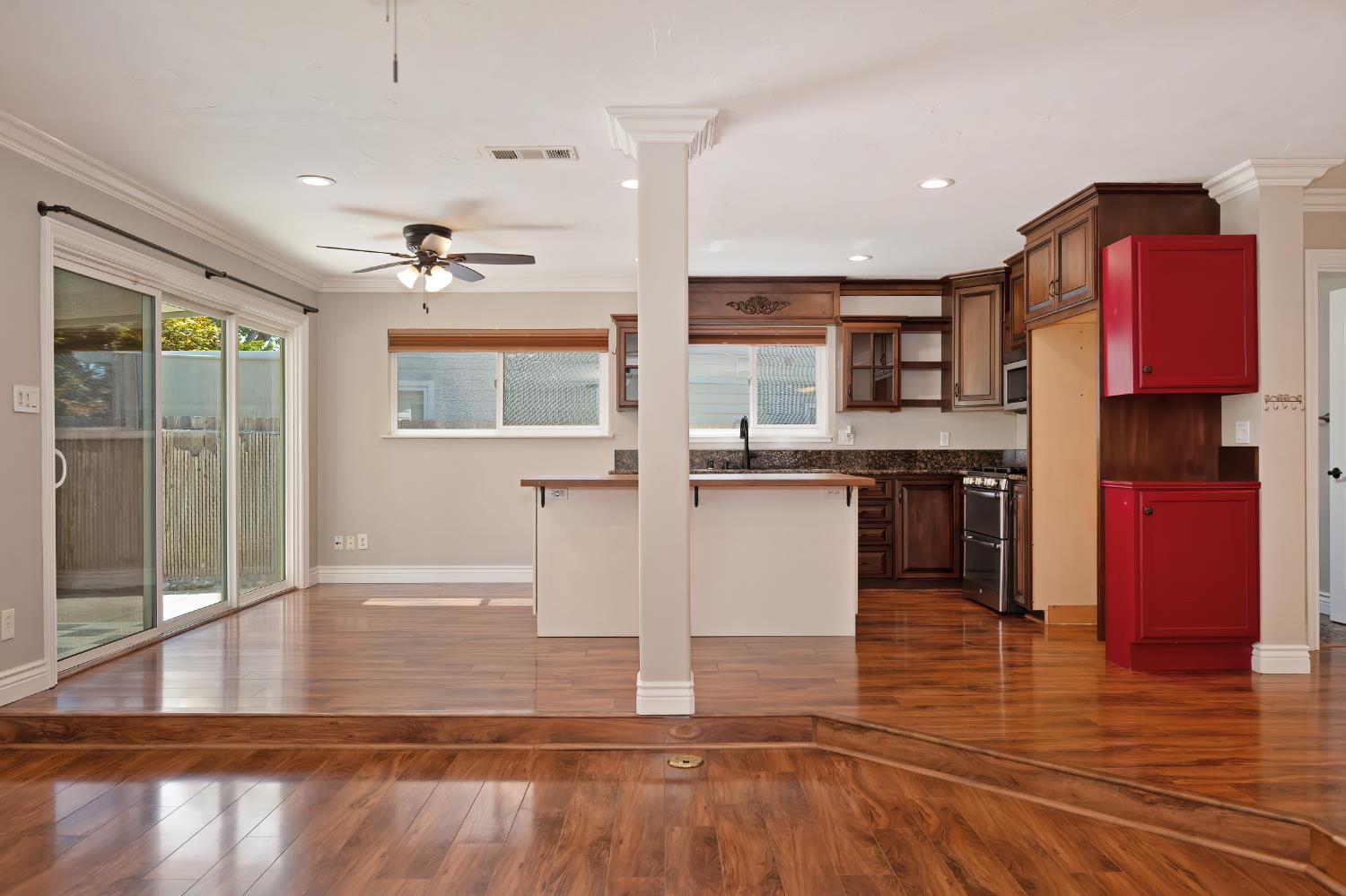 2144 Danbury Way