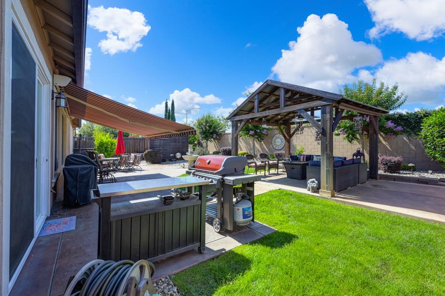 12409 Kibbie Lake Way