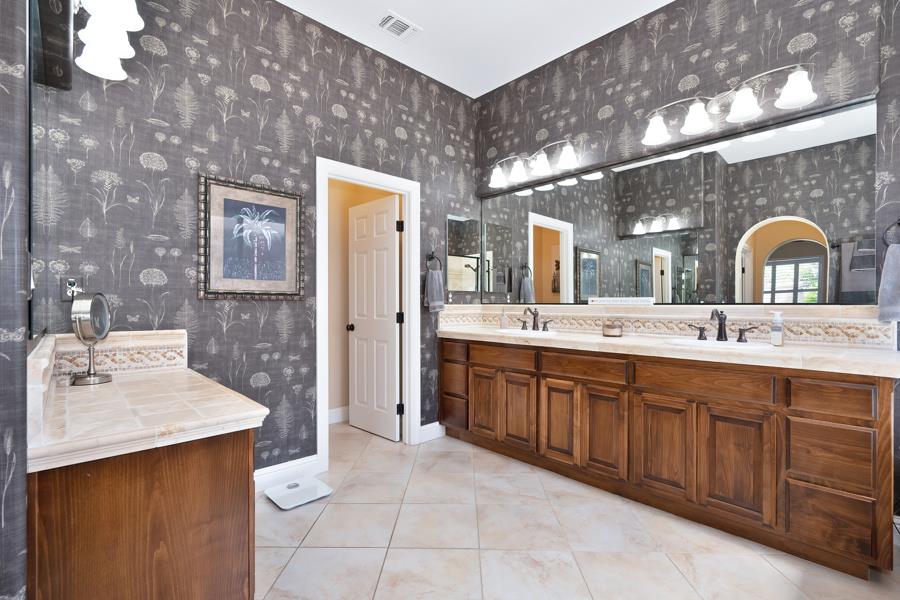 12409 Kibbie Lake Way