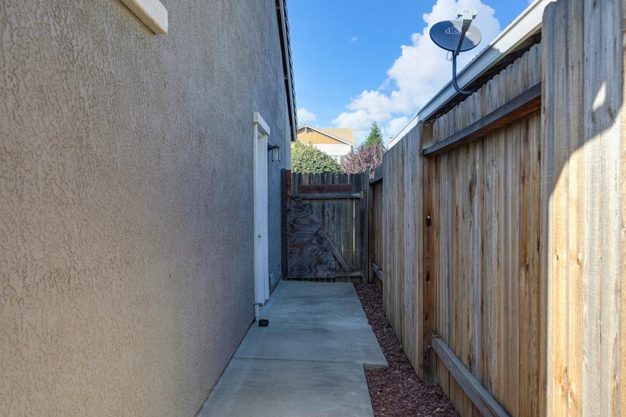 4221 Borderlands Drive