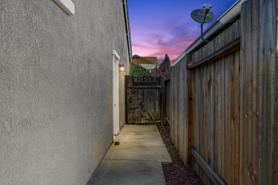 4221 Borderlands Drive