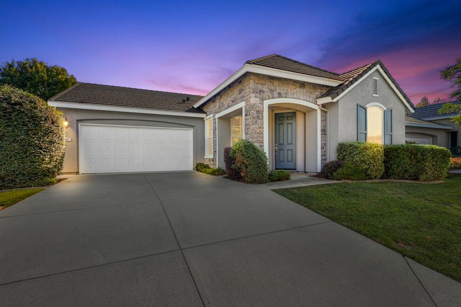 4221 Borderlands Drive