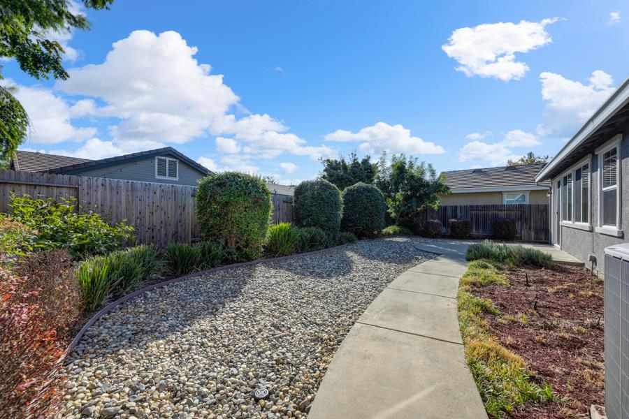 4221 Borderlands Drive