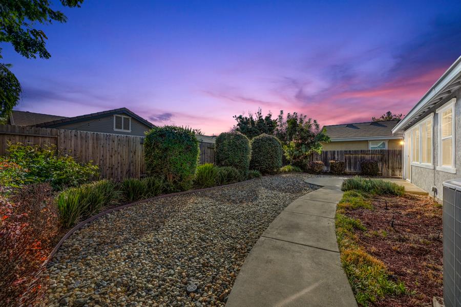 4221 Borderlands Drive