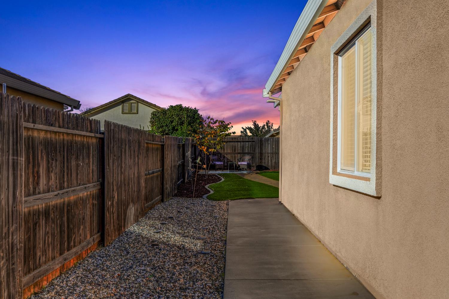 4038 Pinoche Peak Way