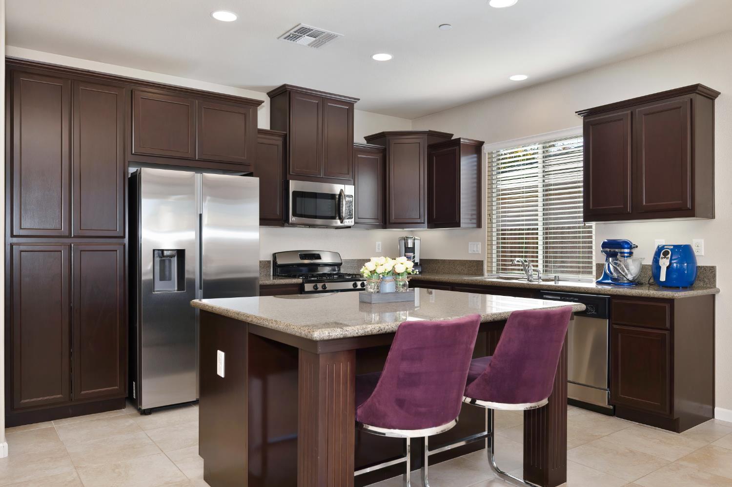 4038 Pinoche Peak Way