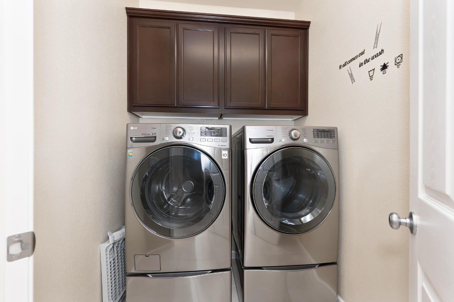 4038 Pinoche Peak Way