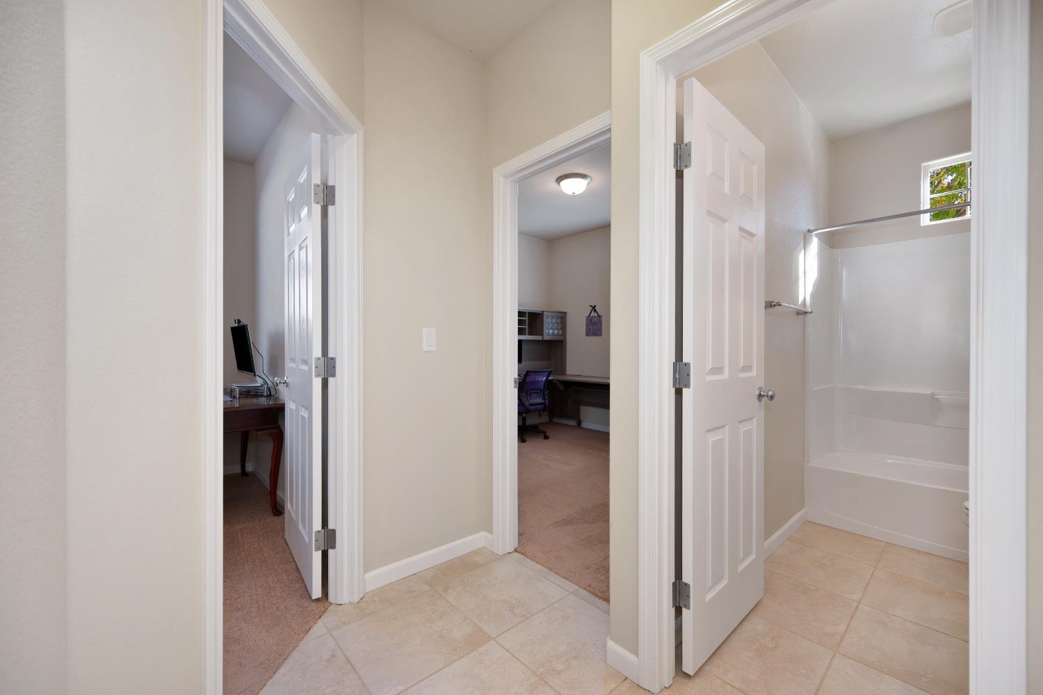 4038 Pinoche Peak Way