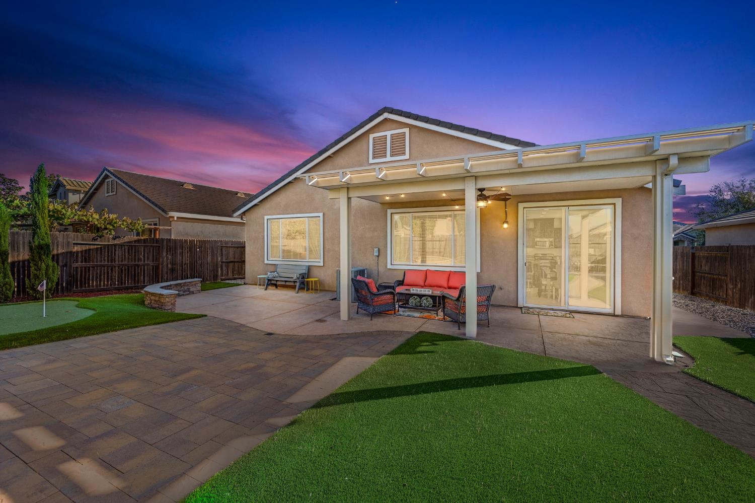 4038 Pinoche Peak Way