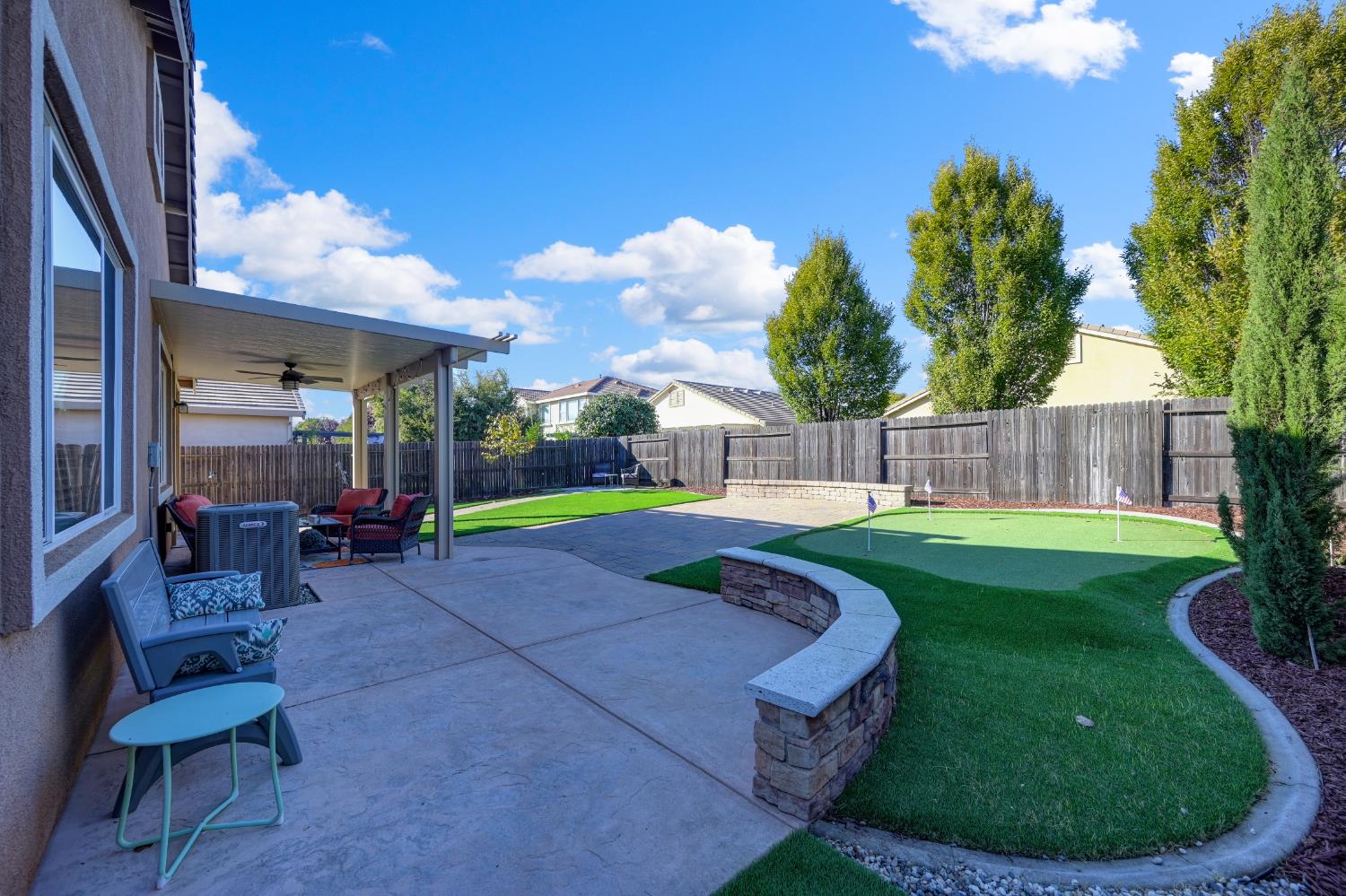 4038 Pinoche Peak Way