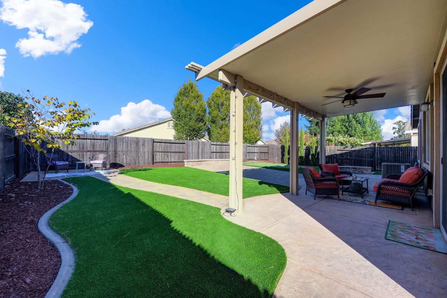 4038 Pinoche Peak Way