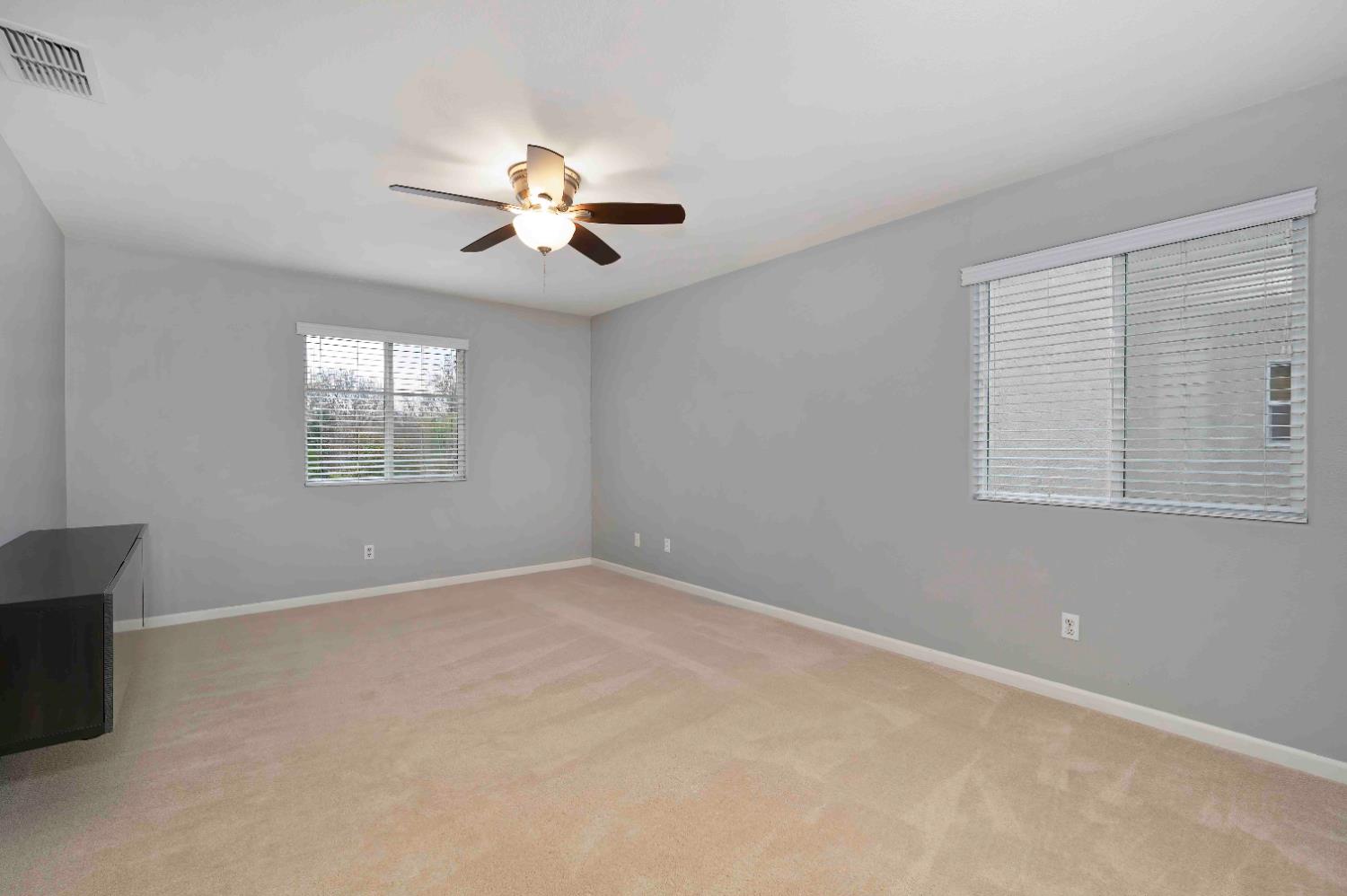 4376 Grafton Circle