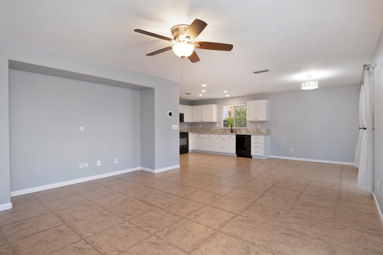 4376 Grafton Circle