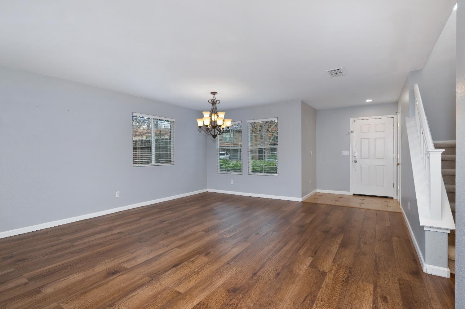 4376 Grafton Circle