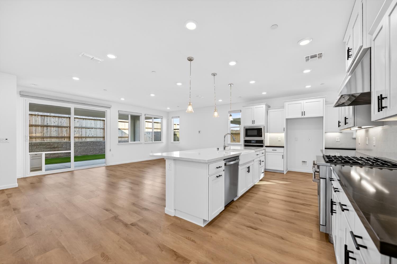 12713 Mission Peak Way