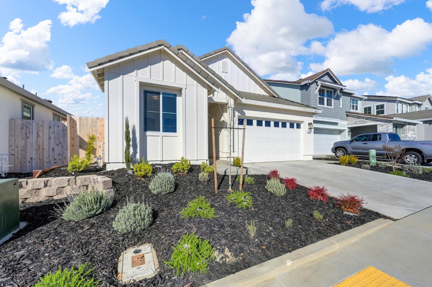 12713 Mission Peak Way