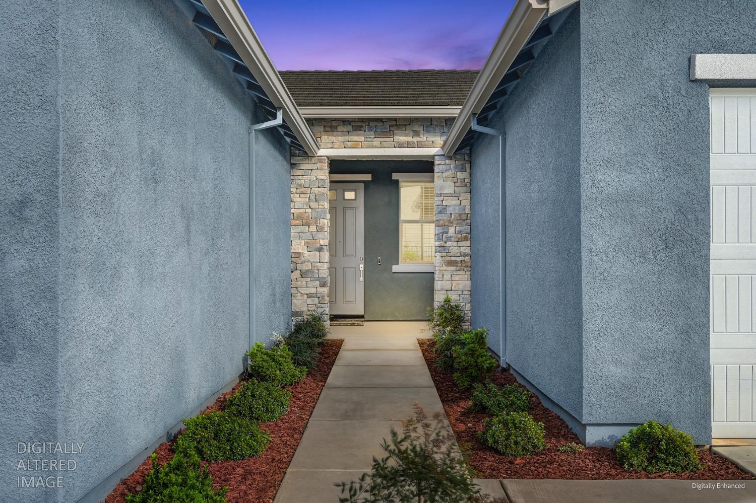 12913 Knightsbrook Avenue