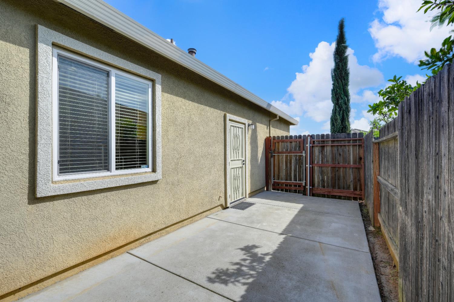4176 Choteau Circle