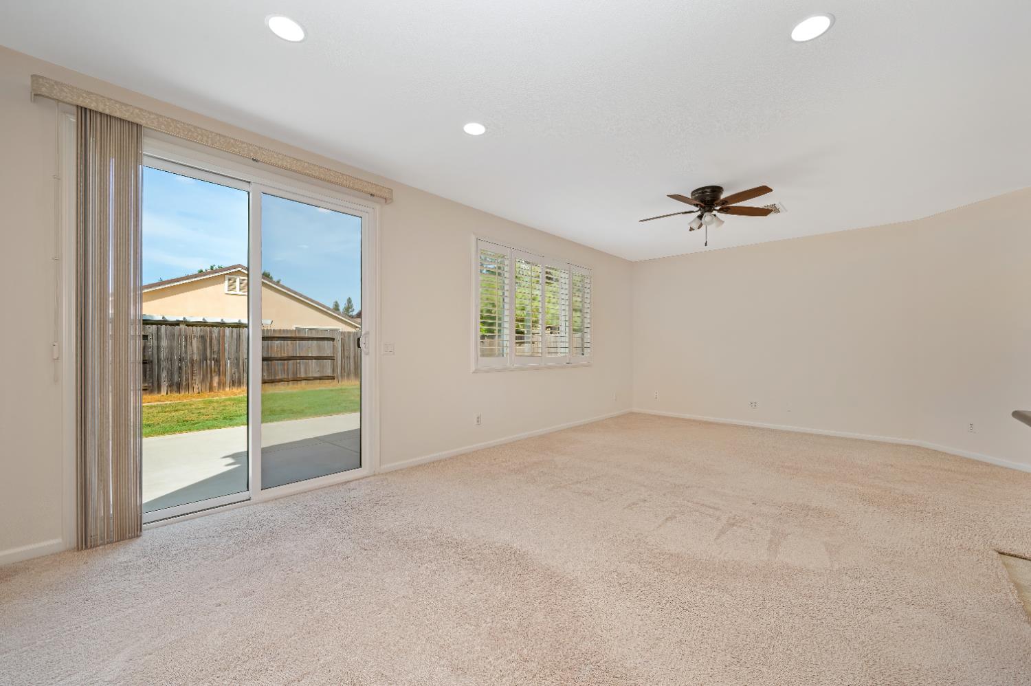 4176 Choteau Circle