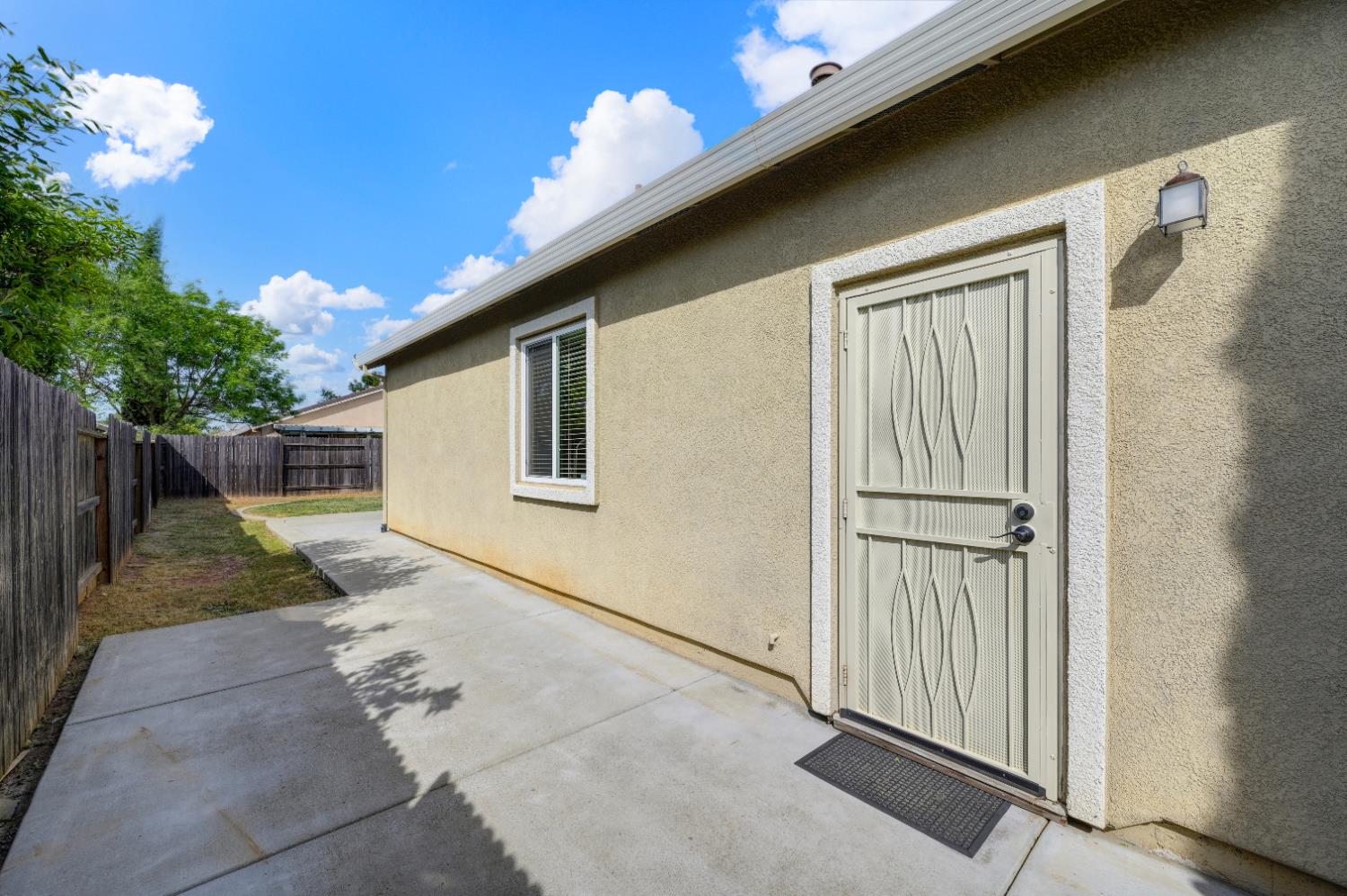 4176 Choteau Circle
