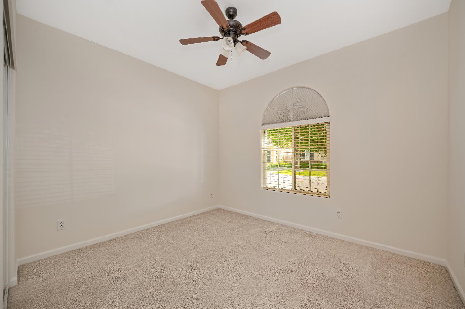 4176 Choteau Circle