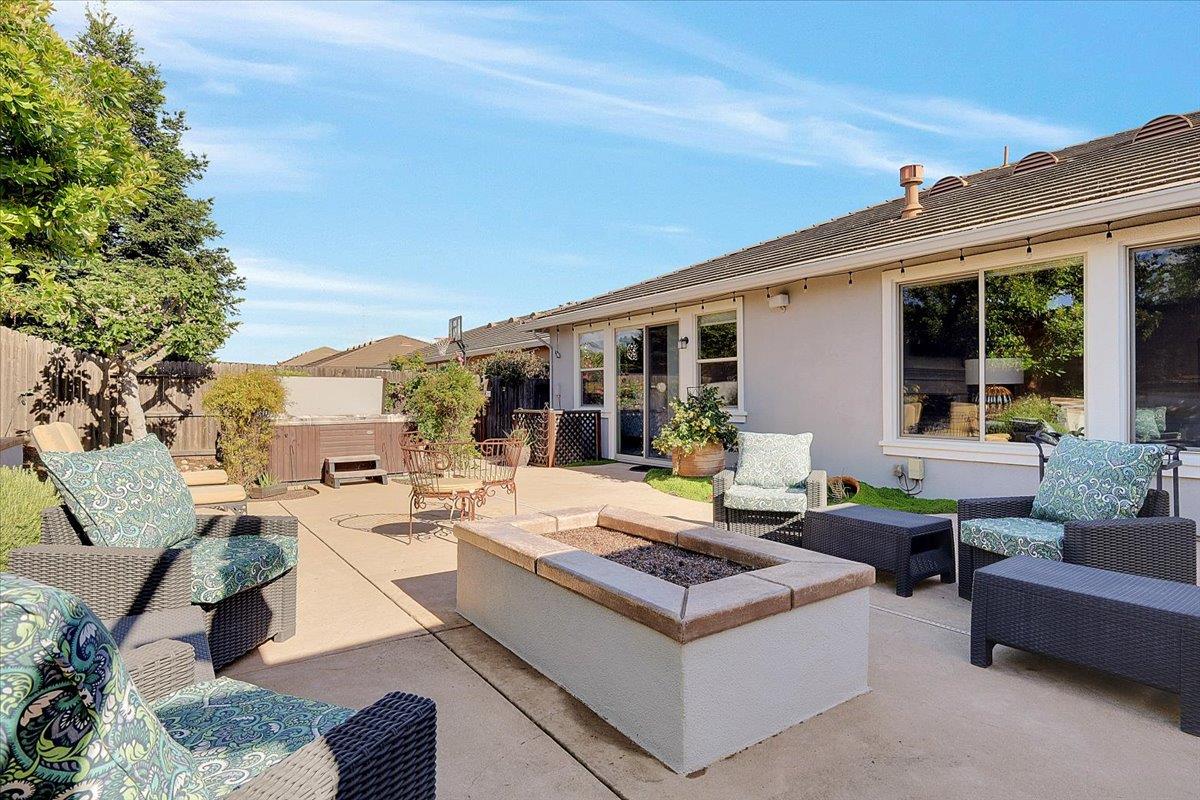 12445 Kibbie Lake Way