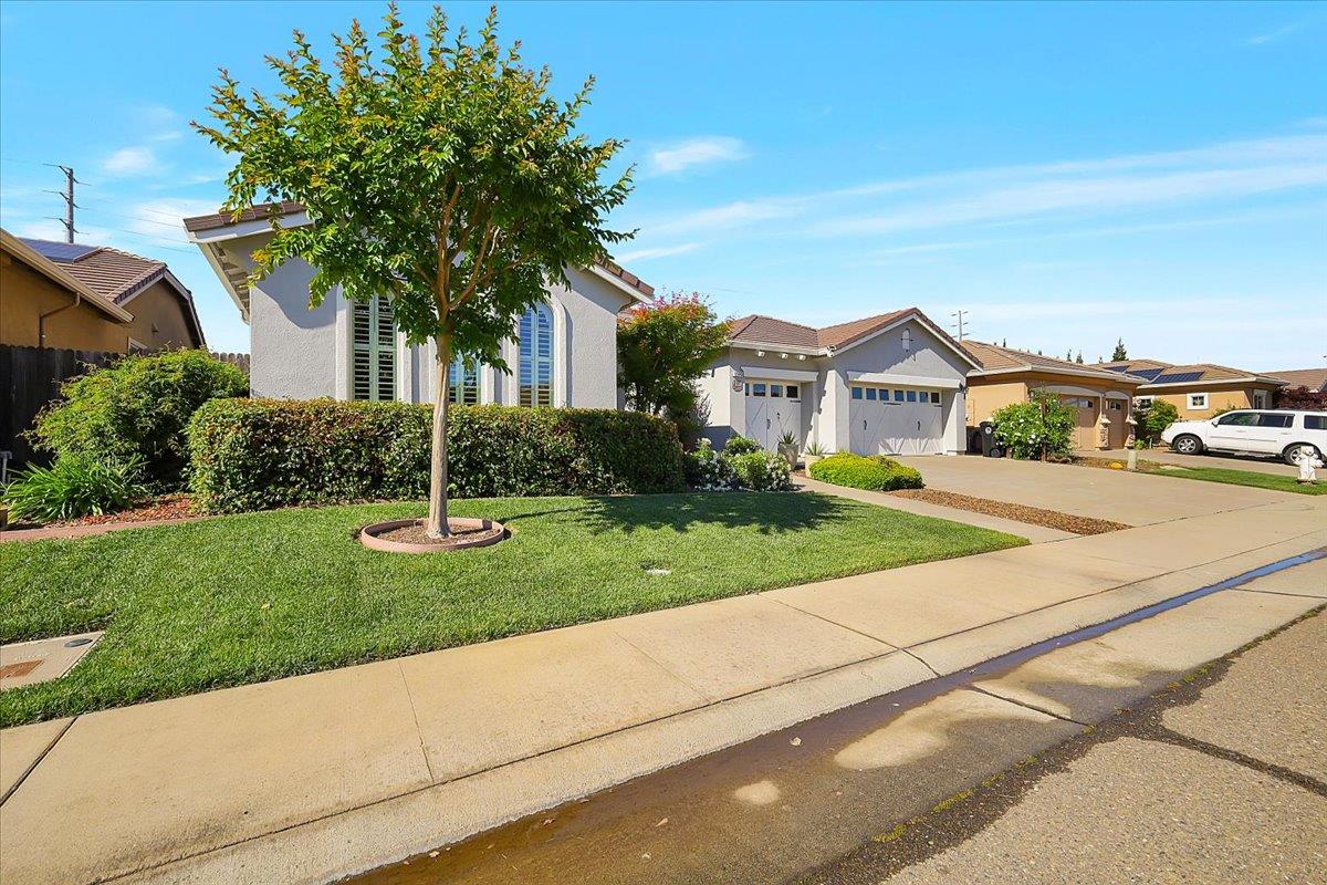 12445 Kibbie Lake Way