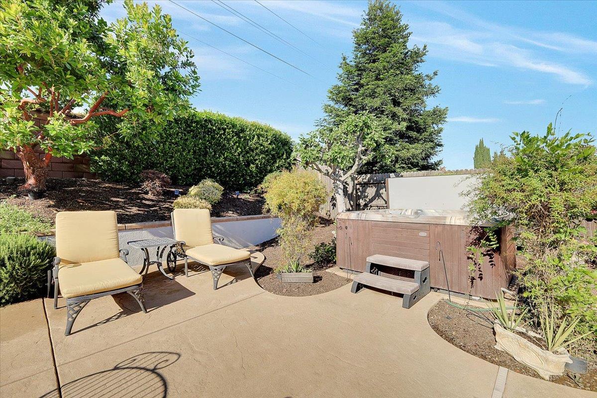 12445 Kibbie Lake Way