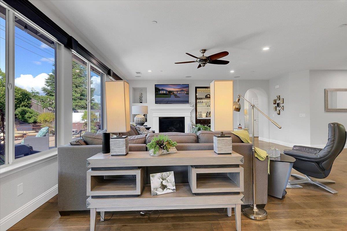 12445 Kibbie Lake Way
