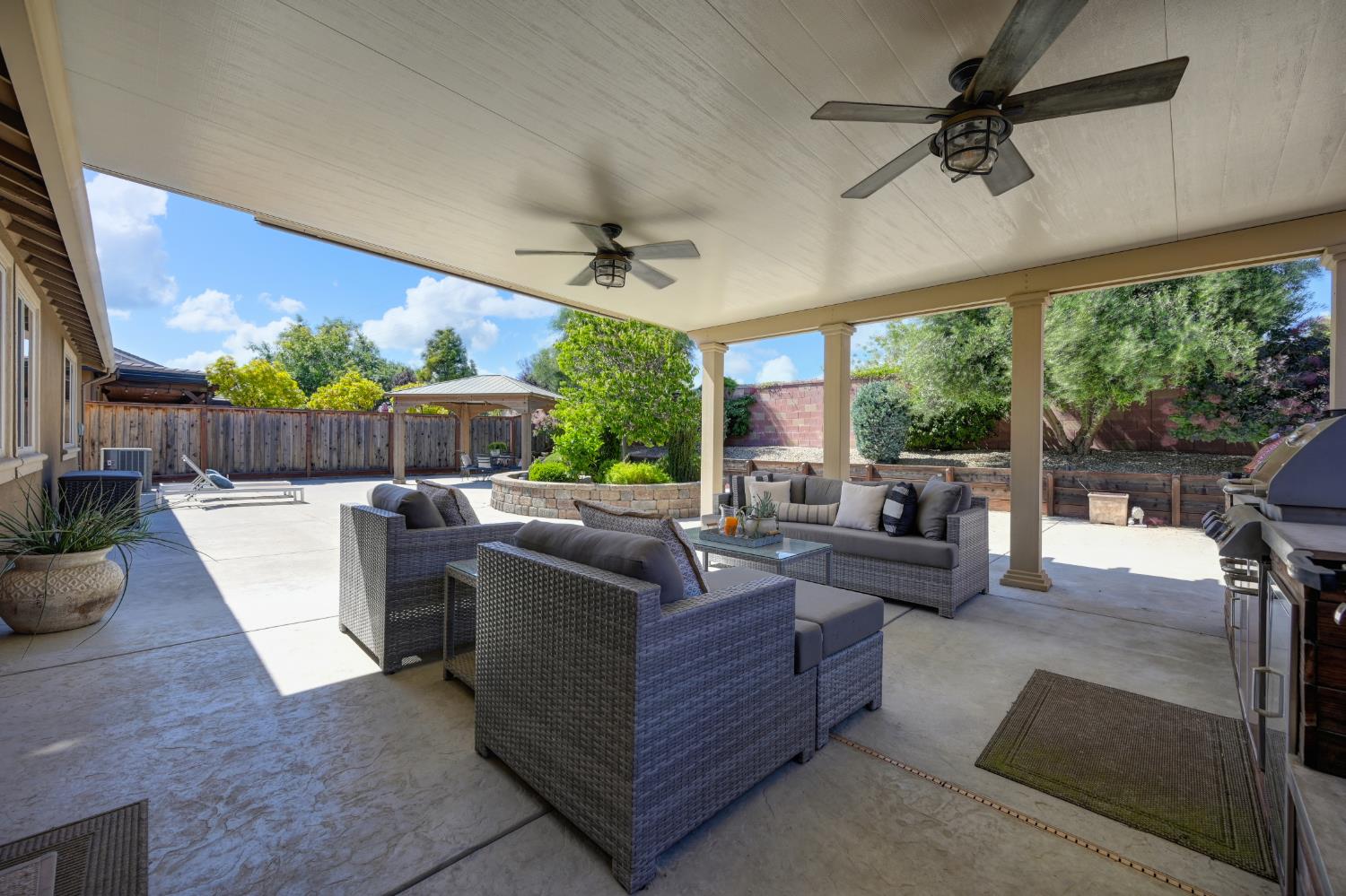 12425 Kibbie Lake Way