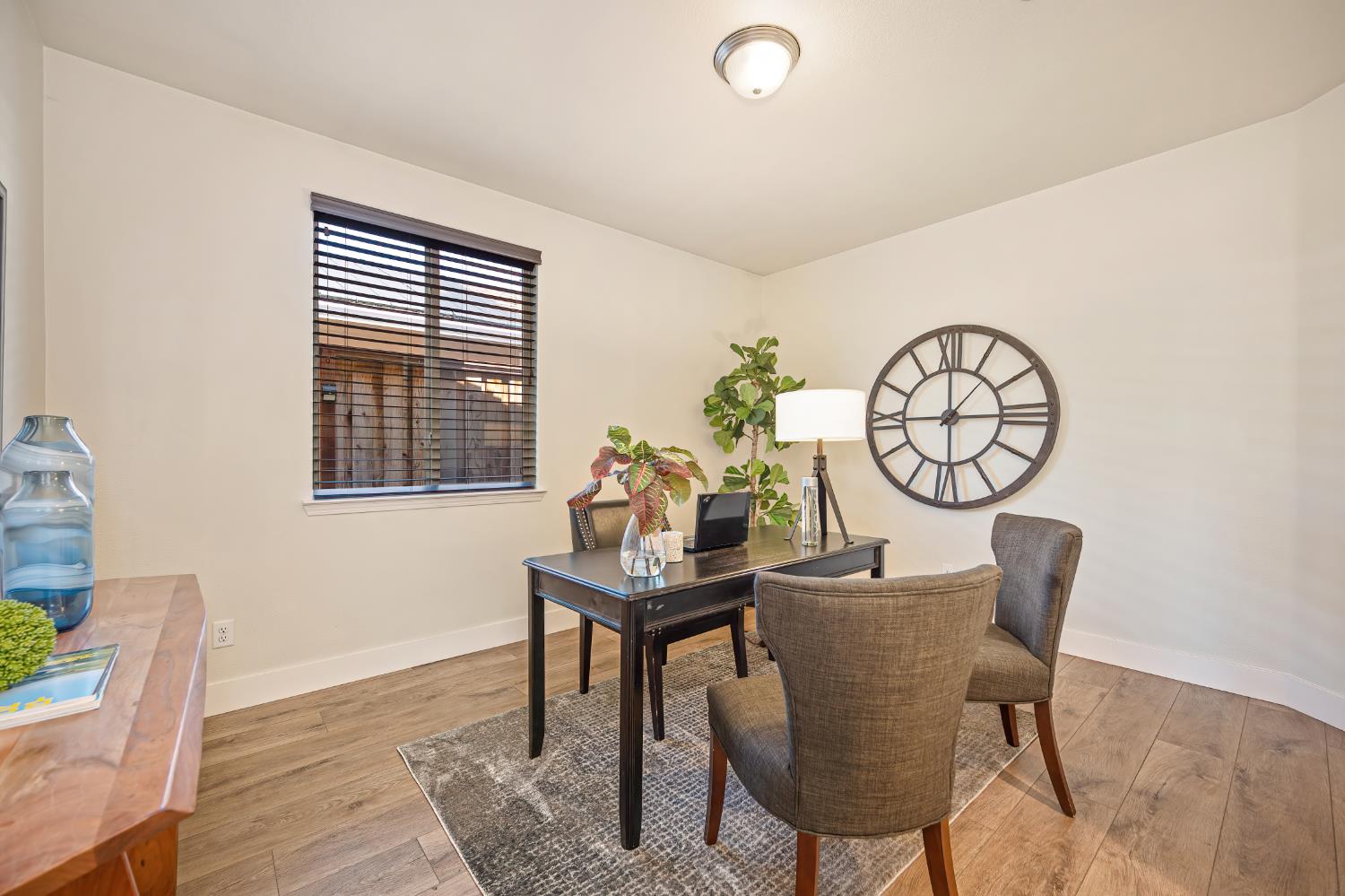 12425 Kibbie Lake Way