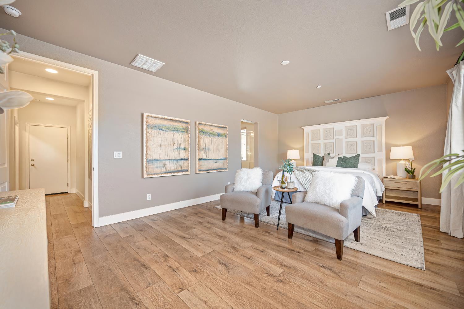 12425 Kibbie Lake Way