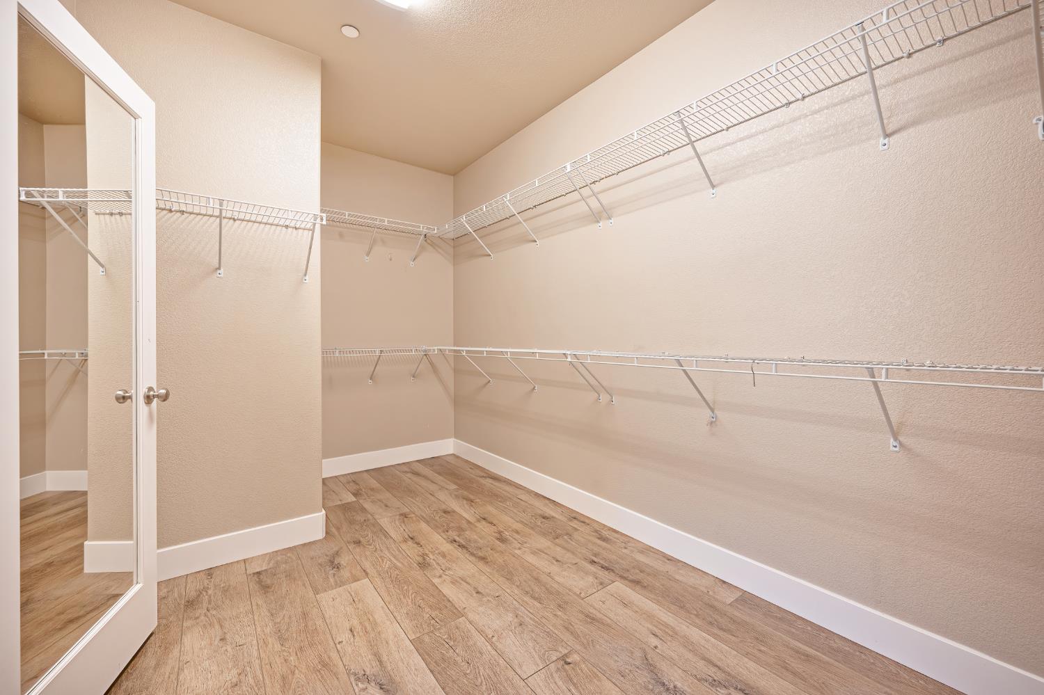 12425 Kibbie Lake Way