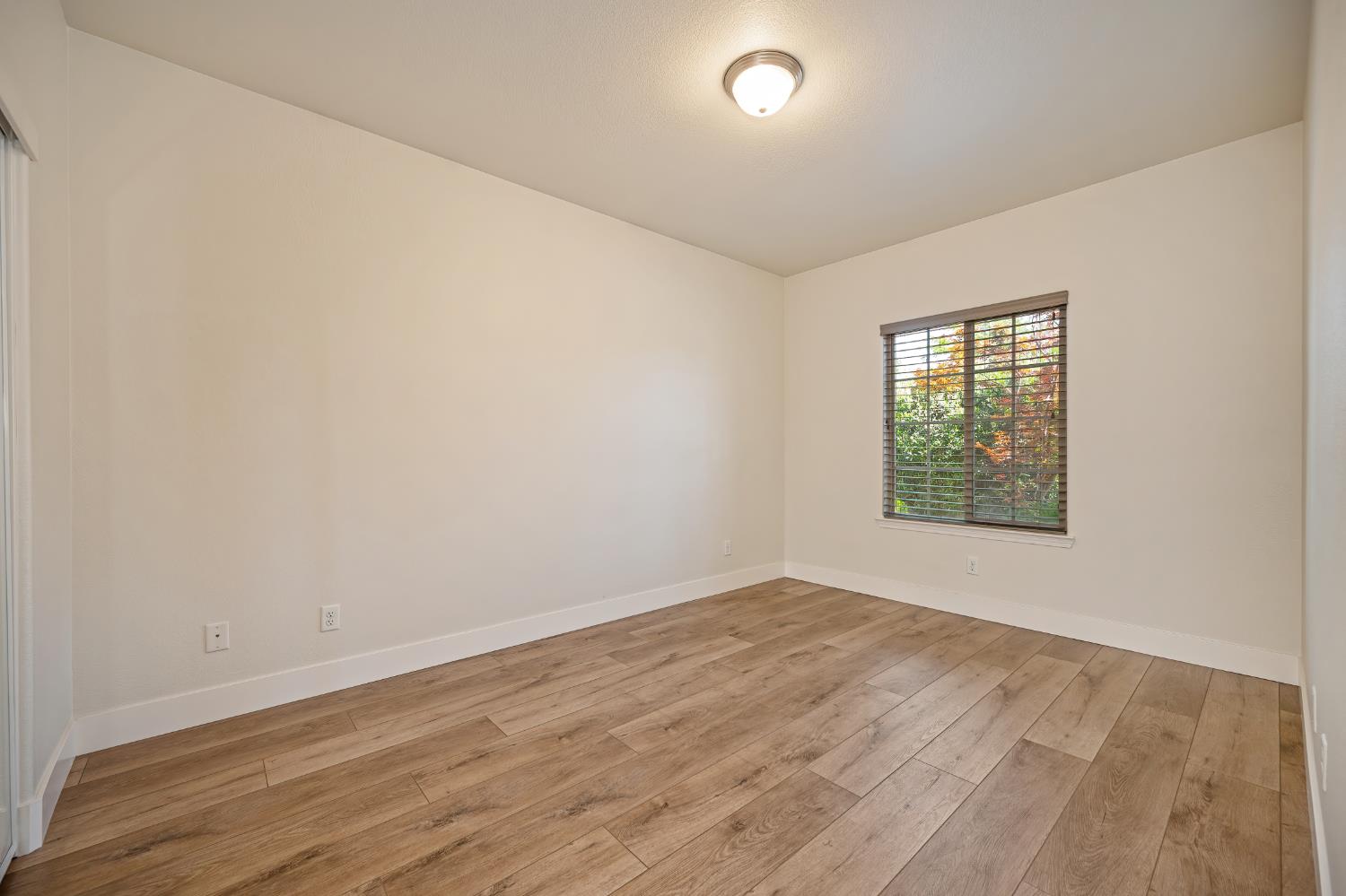 12425 Kibbie Lake Way