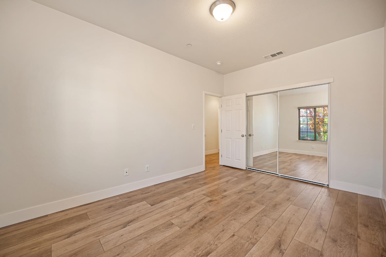 12425 Kibbie Lake Way
