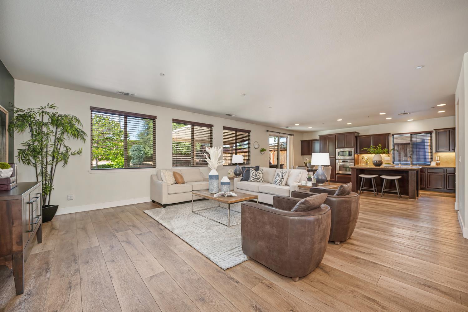 12425 Kibbie Lake Way