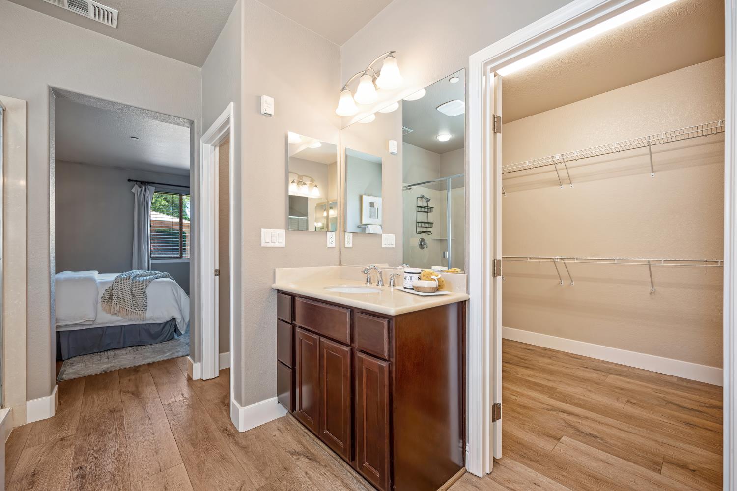 12425 Kibbie Lake Way