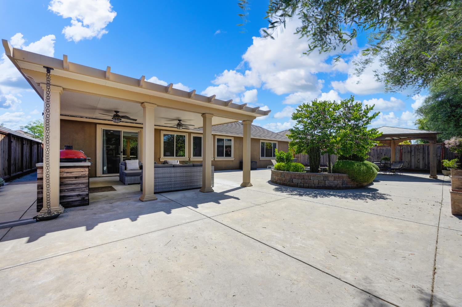 12425 Kibbie Lake Way