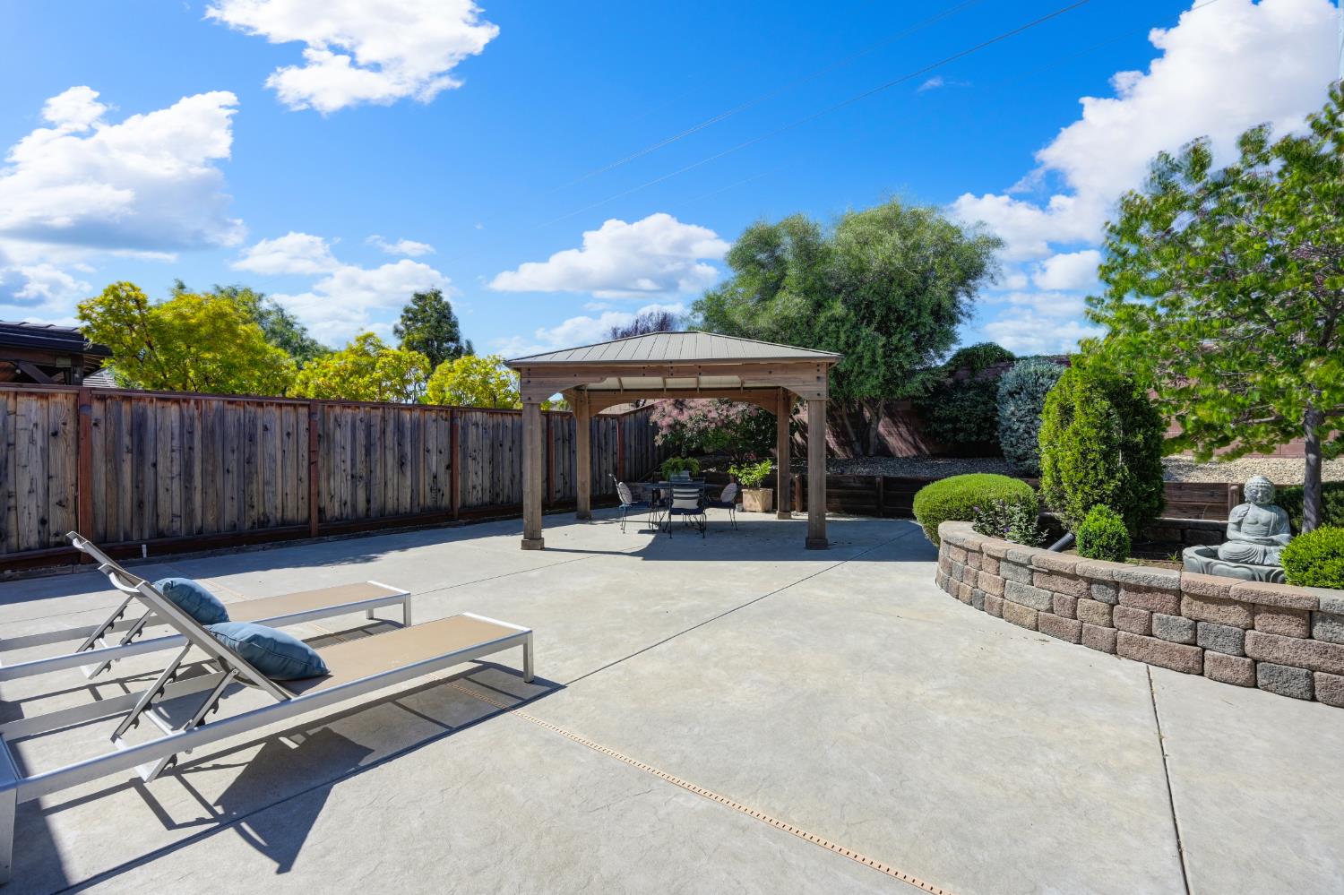12425 Kibbie Lake Way