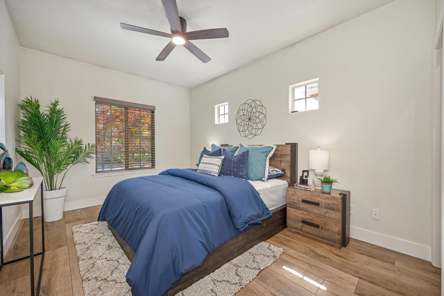 12425 Kibbie Lake Way