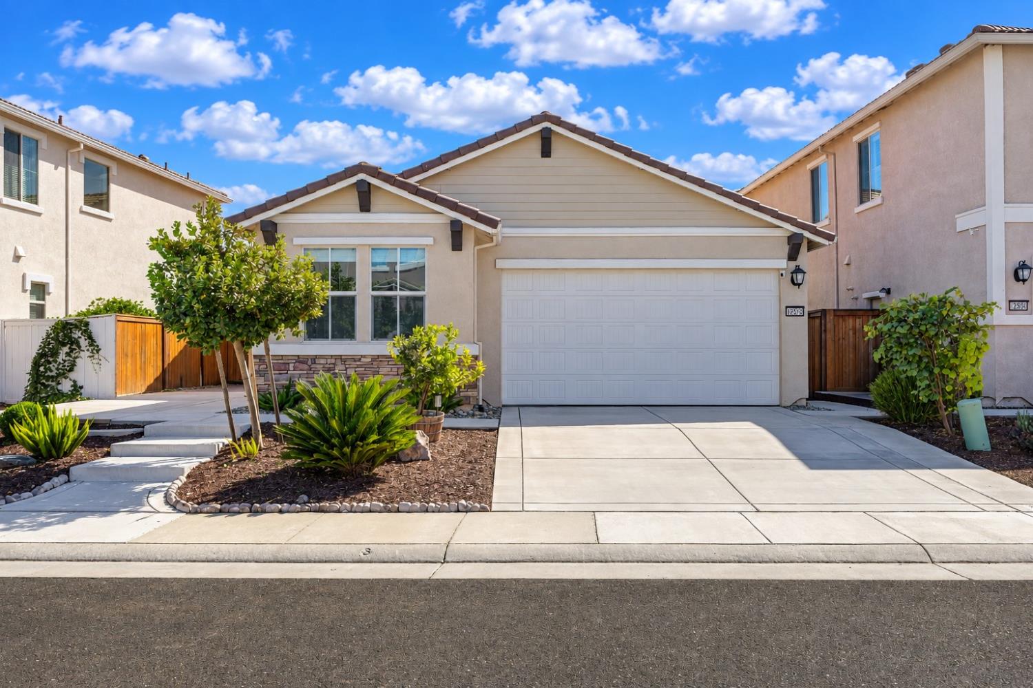 12808 Montbrook Way