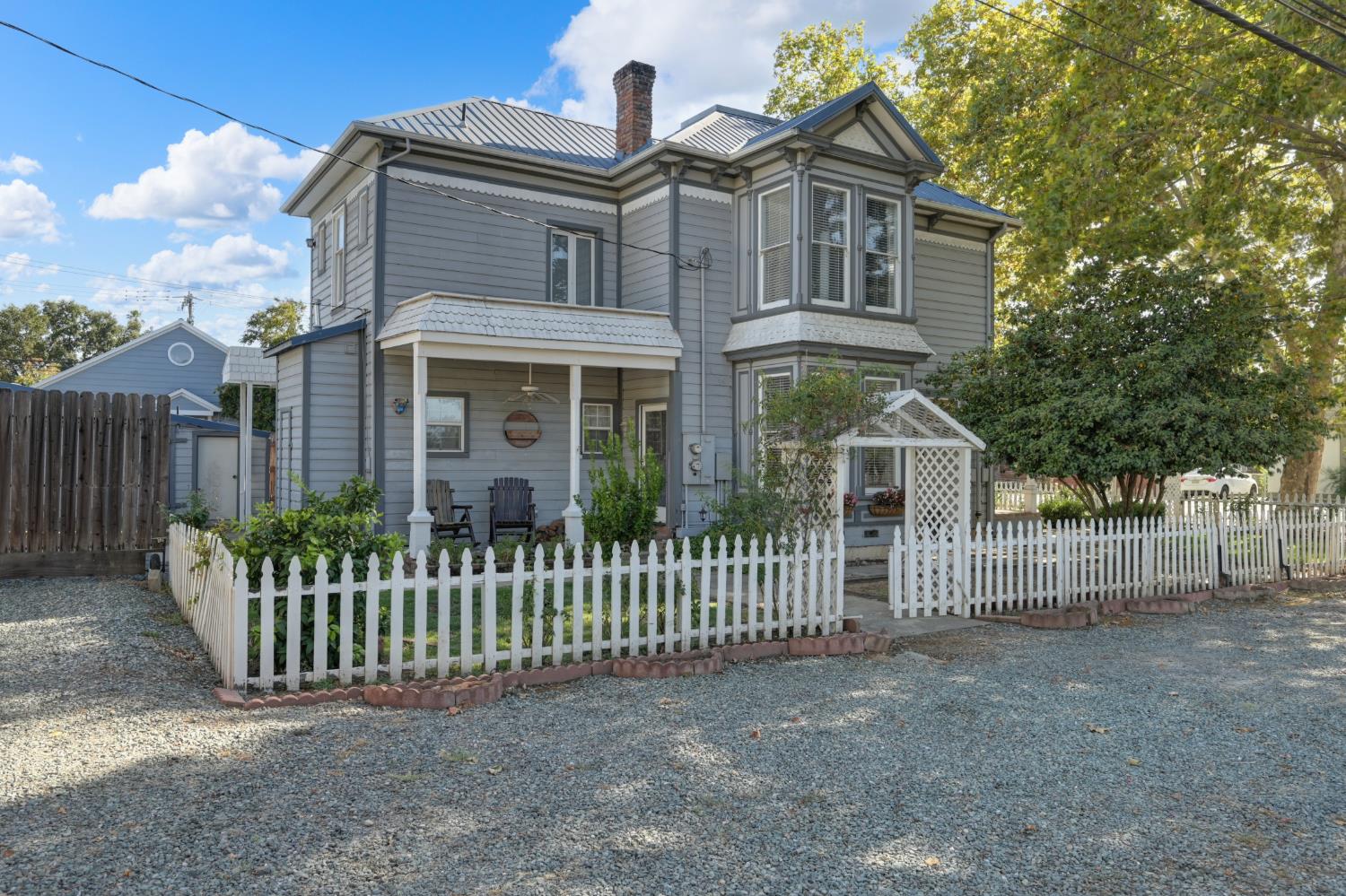 104 S Church Street