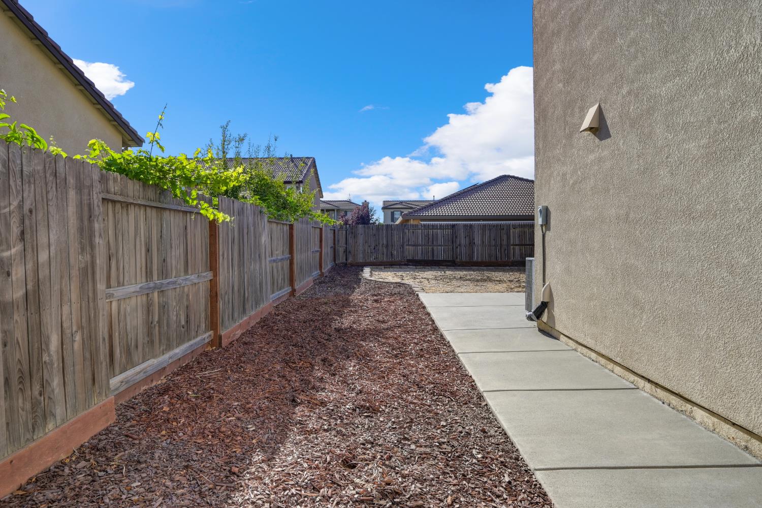 5833 Dulwich Way