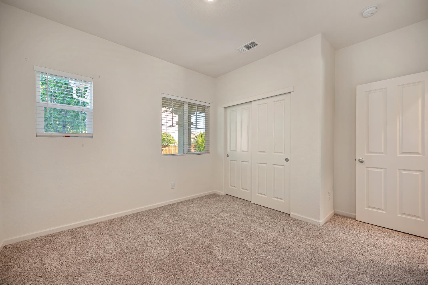 5833 Dulwich Way