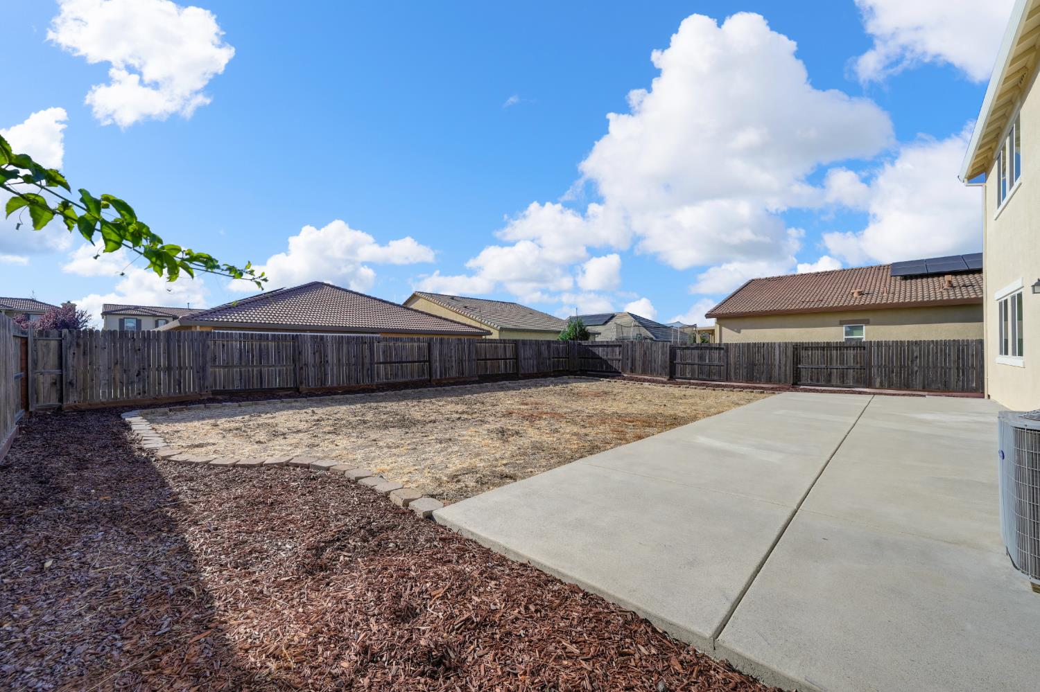 5833 Dulwich Way