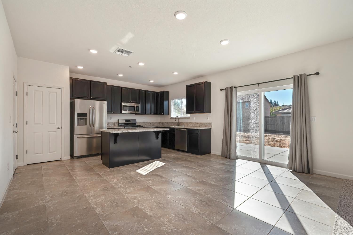 5833 Dulwich Way