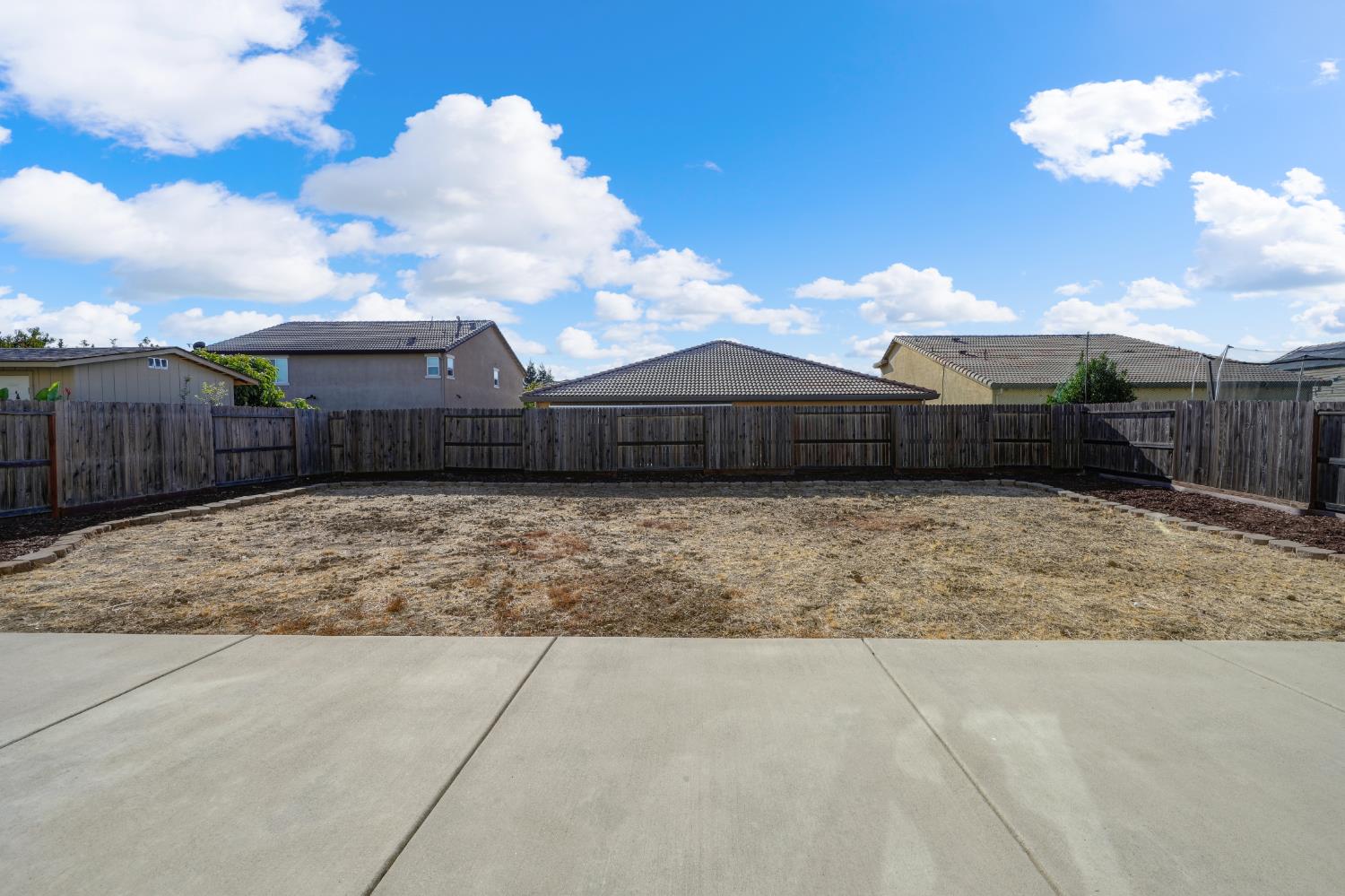 5833 Dulwich Way