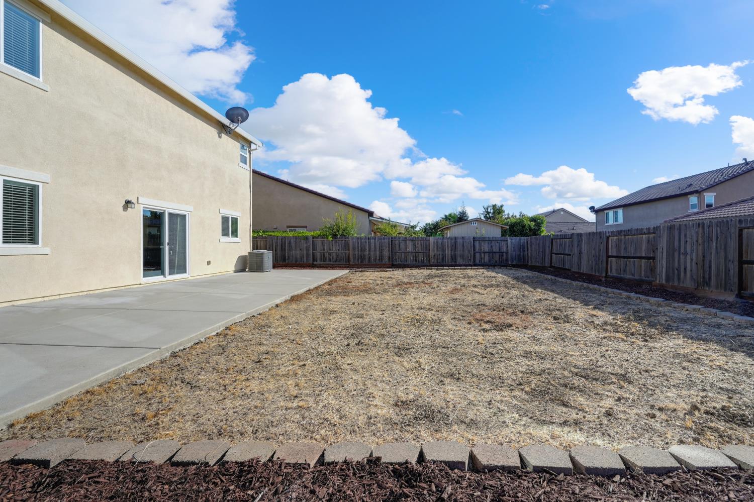 5833 Dulwich Way