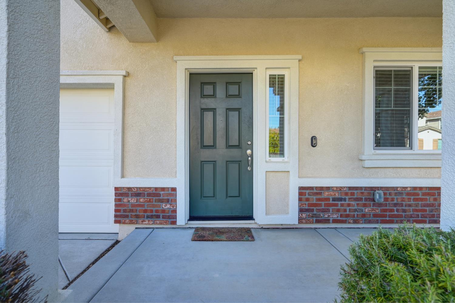 5833 Dulwich Way