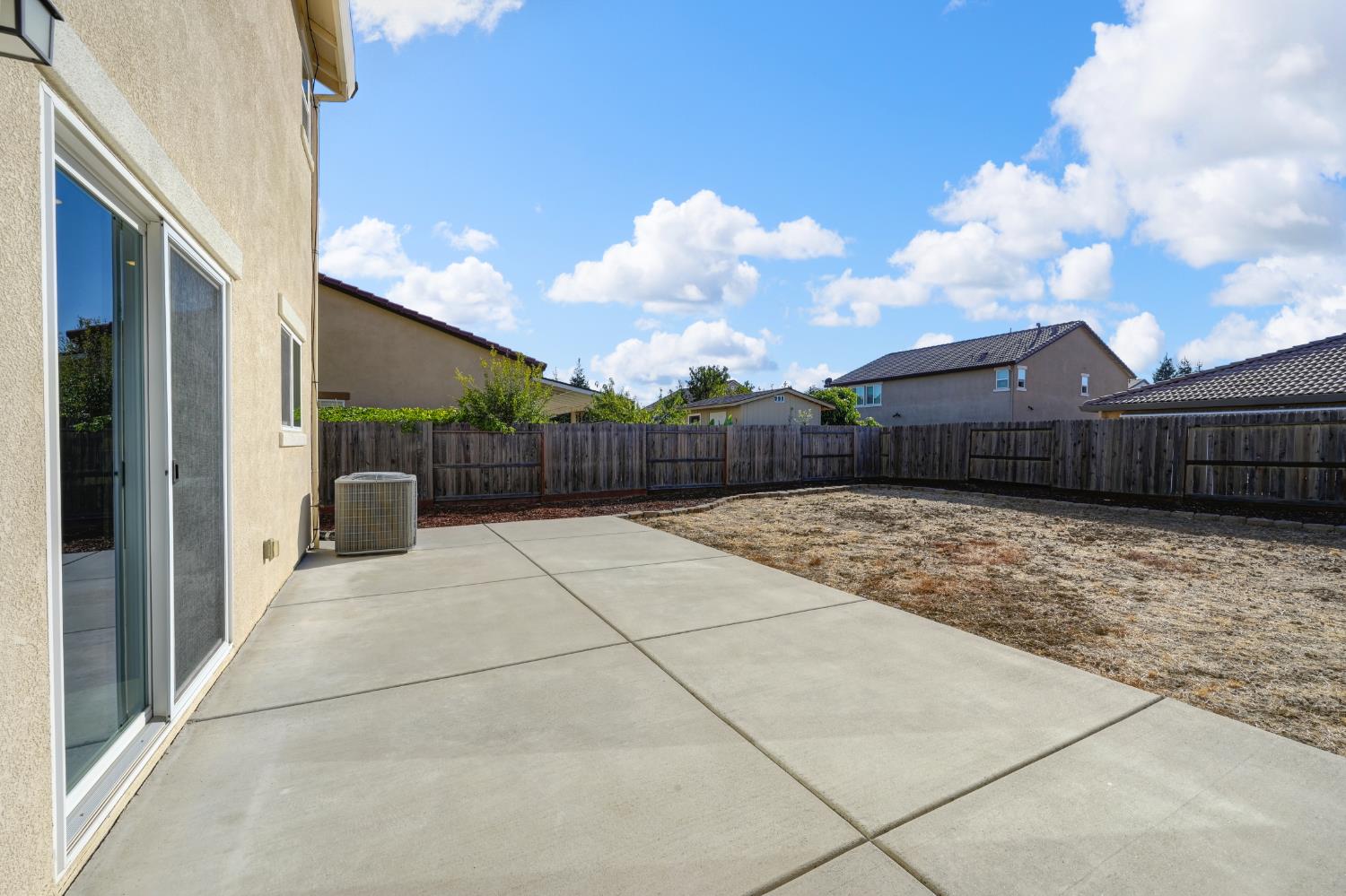 5833 Dulwich Way